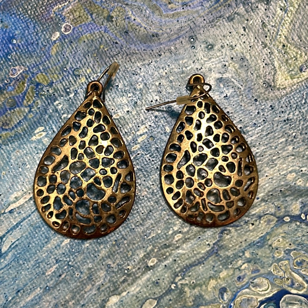 Olivia Welles Sunlight Windows Drop earrings